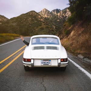 小心🐤戳进老师🍑里面动漫
