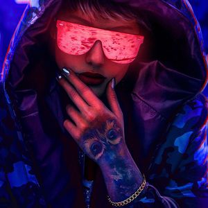 小心🐤戳进老师🍑里面动漫
